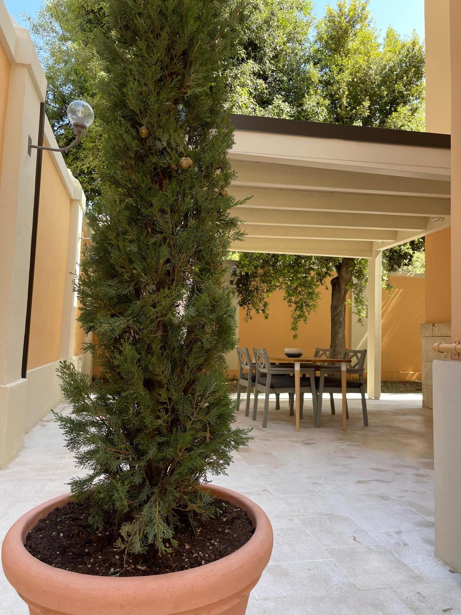 ホテル Palazzo Pitagora タラント エクステリア 写真